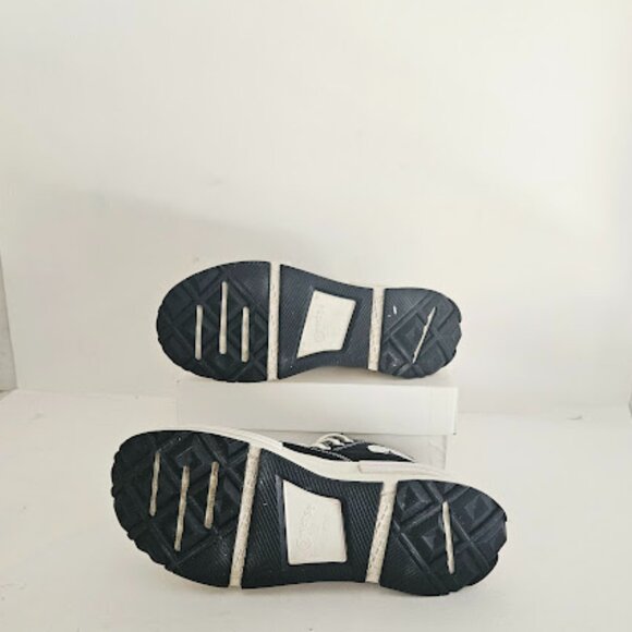 Converse Chuck Taylor Unisex High-Top Platform Black Sneakers  Why: - Picture 14 of 15